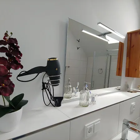 Lungomare Oro, Penthouse Am Yachthafen, Traum Meerblick, Hunde Erwuenscht