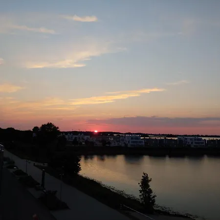 Lungomare Oro, Penthouse Am Yachthafen, Traum Meerblick, Hunde Erwuenscht *