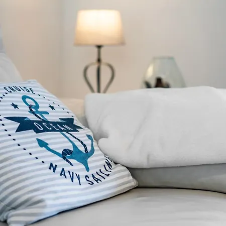 Lungomare Oro, Penthouse Am Yachthafen, Traum Meerblick, Hunde Erwuenscht 아파트