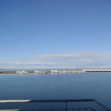 Apartment Lungomare Oro, Penthouse Am Yachthafen, Traum Meerblick, Hunde Erwuenscht
