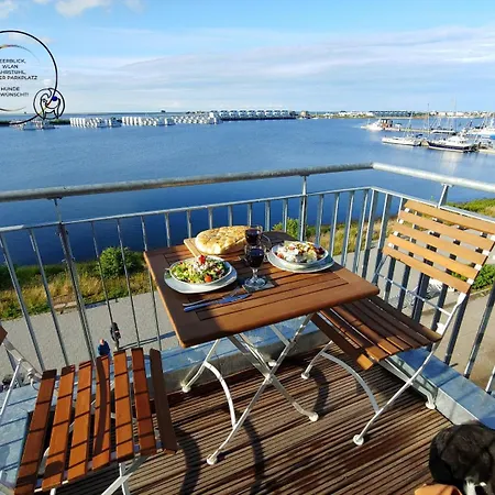 Apartment Lungomare Oro, Penthouse Am Yachthafen, Traum Meerblick, Hunde Erwuenscht