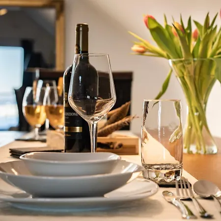 Lungomare Oro, Penthouse Am Yachthafen, Traum Meerblick, Hunde Erwuenscht * 카페룬